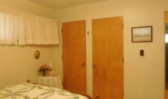 833 S 7th St, Albion, NE 68620