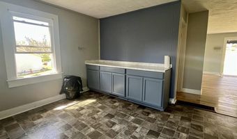 319 N 1st St, Bardstown, KY 40004