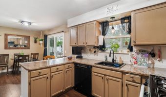1317 Cable Ave, Beachwood, NJ 08722