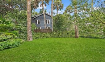 301 2ND St, Atlantic Beach, FL 32233