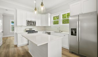 250 Caillavet St, Biloxi, MS 39530