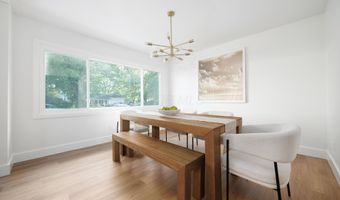 6174 Sunny Vale Dr, Columbus, OH 43228