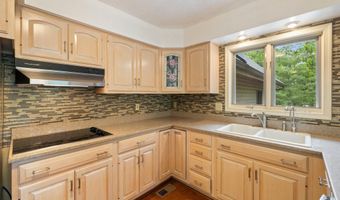 155 CONNIE, Basye, VA 22810