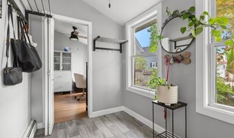 9 Elm Ct, Andover, MA 01810