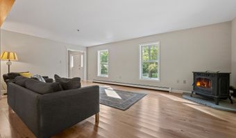 63 W Side Woods, Bartlett, NH 03812