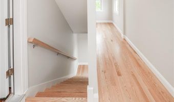 529 Wood St 2, Bristol, RI 02809