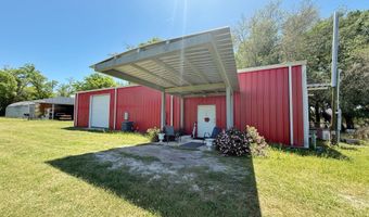 6491 Wolf Pond Rd, Bascom, FL 32423