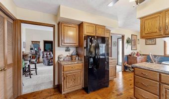 834 Deerfield Rd, Anderson, IN 46012