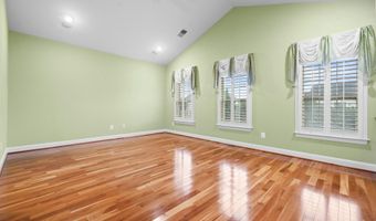 43032 LA RIVA Dr, Ashburn, VA 20148