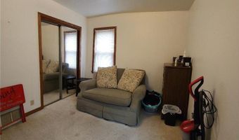 211 E 2nd St, Albert Lea, MN 56007