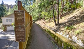 774 Lisa Ln, Ashland, OR 97520