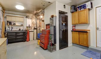 9501 Birch Rd, Anchorage, AK 99507
