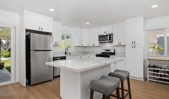 4009 Genine Dr, Oceanside, CA 92056