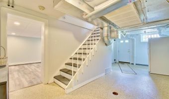 6215 Grand Vista Ave, Cincinnati, OH 45213