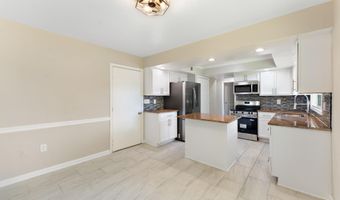 10608 TERRAPIN HILLS Ct, Bowie, MD 20721