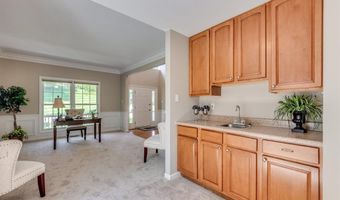1515 Dietrich Glen Dr, Ballwin, MO 63021