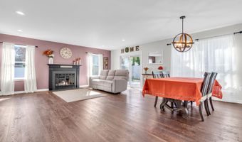 89 Ravenwood Blvd, Barnegat, NJ 08005