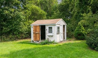 103 Gosset's Turn Dr, Middletown, RI 02842