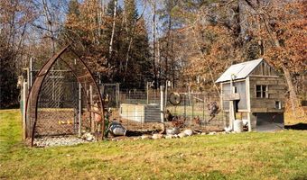 3851 Division St W, Backus, MN 56435