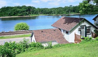 603 S Main St, Alma, WI 54610