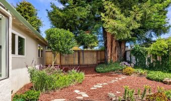411 Baltusrol Dr, Aptos, CA 95003