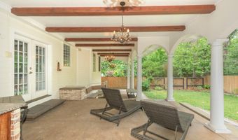 9715 SINGLETON Dr, Bethesda, MD 20817