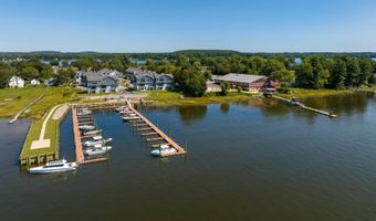 22 LITTLE BAY Dr, Dover, NH 03820