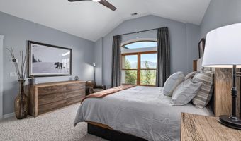 1694 Old Siskiyou Hwy, Ashland, OR 97520