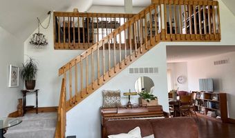 308 E Flint Hills Dr, Alma, KS 66401