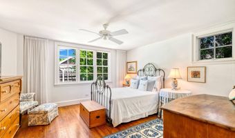 256 Main St, Amagansett, NY 11930