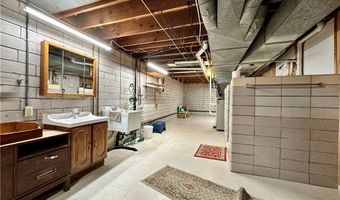 2355 Pleasant Pl, Alliance, OH 44601