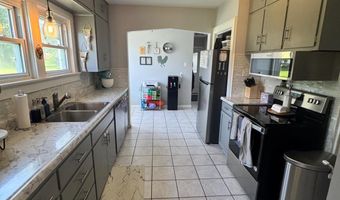 904 S Park Ave, Batesville, IN 47006