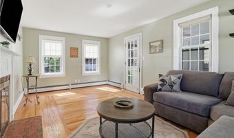 30 Hopkins Ter, Cumberland, RI 02864