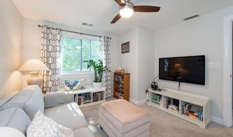 135 Amherst St 28, Amherst, NH 03031