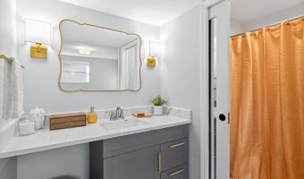 205 Linkensmith Dr, Anna, OH 45302