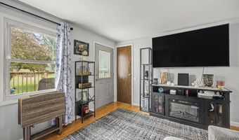 3130 Hill Dr, Adrian, MI 49221