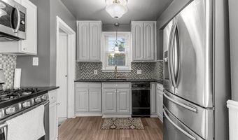 7505 PARK Ave, Allen Park, MI 48101