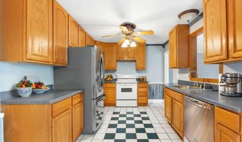 1075 SUN VALLEY Dr, Annapolis, MD 21409