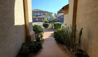 2466 W SHANNON St, Chandler, AZ 85224