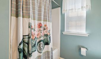 15 Savannah Dr, Barnegat, NJ 08005
