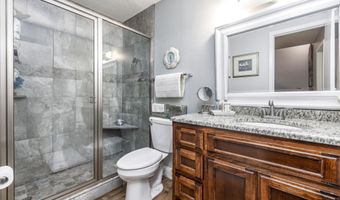 2 Cabo Tinoso Pl, Hot Springs Village, AR 71909