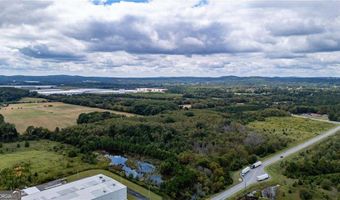 448 Spring Hl, Adairsville, GA 30103