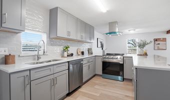 3240 Happy Meadows Dr, Alvarado, TX 76009