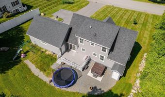 123 Lasalle Dr, Bangor, ME 04401