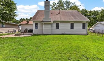 693 Rustic Valley Dr, Ballwin, MO 63021
