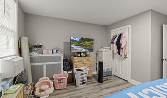 227 W GRAISBURY Ave, Audubon, NJ 08106