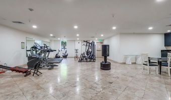700 S Ardmore Ave 204, Los Angeles, CA 90005