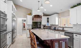 16878 Shirwaun Rd, Apple Valley, CA 92307