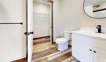 312 E 4th St, Bicknell, IN 47512
