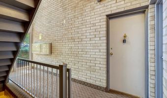 7758 DONNYBROOK Ct 101, Annandale, VA 22003